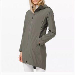 Lululemon rain rebel jacket
